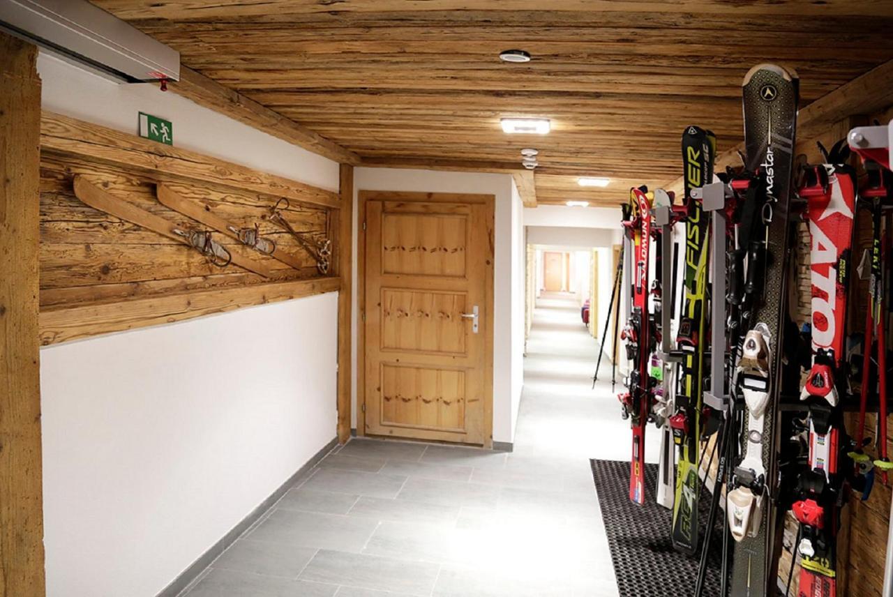 Amber Ski-In/Out Hotel & Spa Saas Fee 외부 사진
