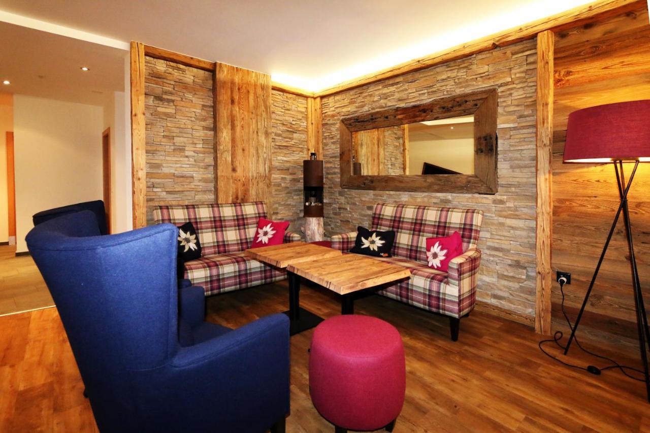 Amber Ski-In/Out Hotel & Spa Saas Fee 외부 사진