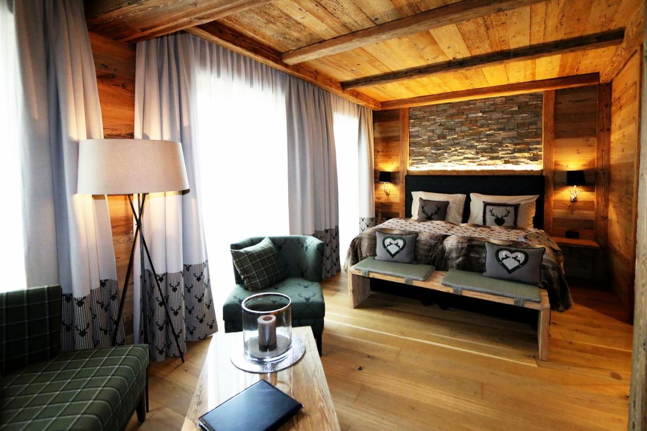 Amber Ski-In/Out Hotel & Spa Saas Fee 외부 사진