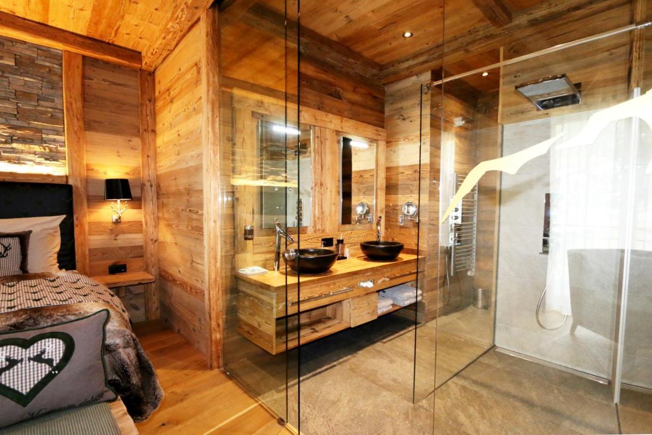 Amber Ski-In/Out Hotel & Spa Saas Fee 외부 사진