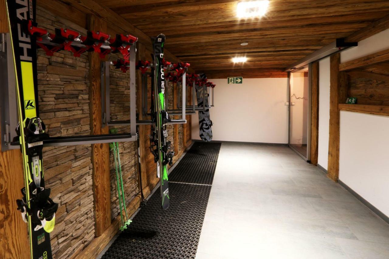 Amber Ski-In/Out Hotel & Spa Saas Fee 외부 사진
