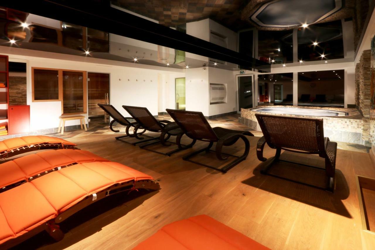 Amber Ski-In/Out Hotel & Spa Saas Fee 외부 사진